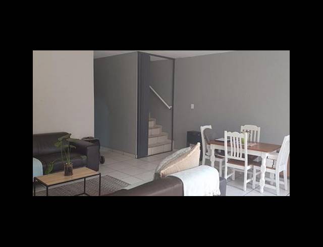 3 BEDROOM TOWNHOUSE FOR SALE IN BRACKENDOWNS